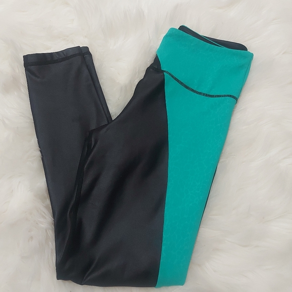 Zyia Metallic & Teal leggings - Picture 2 of 10